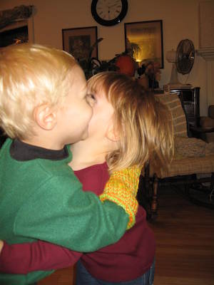 Emma and Tim hugging (10-16-2005 19:12)