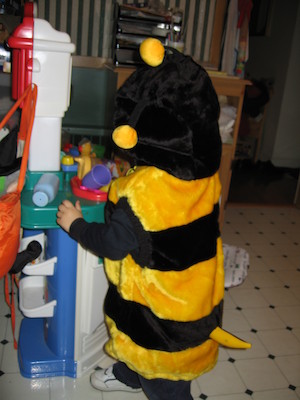 Bee Tim (10-22-2005 10:14)