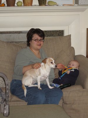 Xine, Emily and Cole (teething) (10-26-2005 10:02)