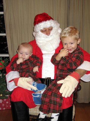 Cole, Tim and Santa (12-03-2005 17:40)
