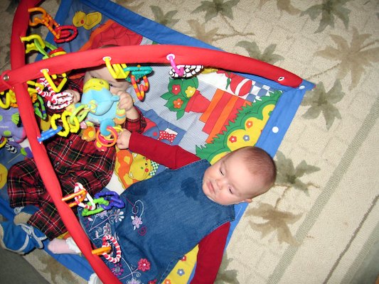 Cole and Eris (12-03-2005 19:01)