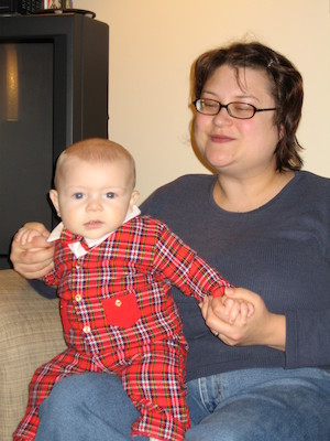 Cole and Mommy (12-16-2005 19:38)