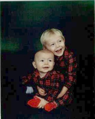 Picture People-- Tim and Cole (12-28-2005 20:03)