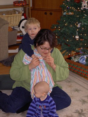 Xine, Tim and Cole (12-22-2005 11:11:59)