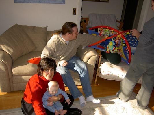 Donna, Cole and Ben (12-24-2005 12:14:23)