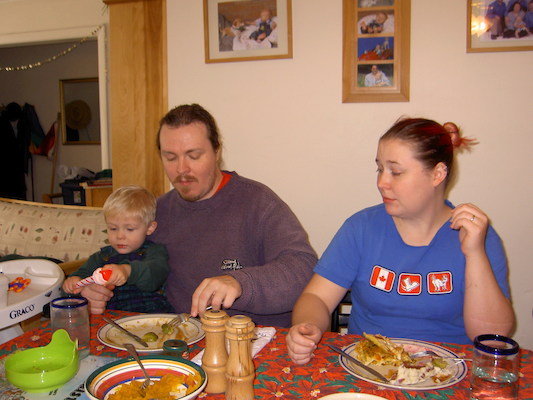 Tim, Ben and Beth (12-25-2005 13:56:14)