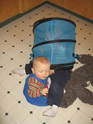 Cole and Robot Tim (03-25-2006 11:04)