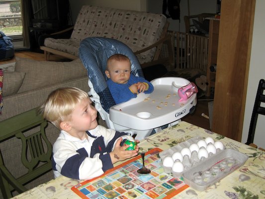 Tim, Cole and Poppy making Easter eggs (04-14-2006 17:59)