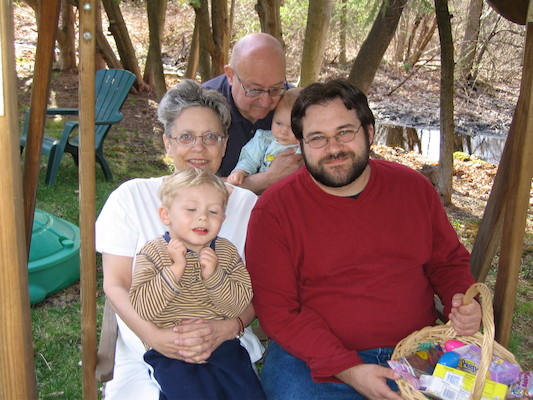 Tim, Karen, Tony, Cole and Juj (04-15-2006 18:20)