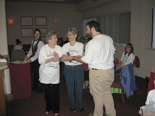 Moms and Juj (04-28-2006 22:00)