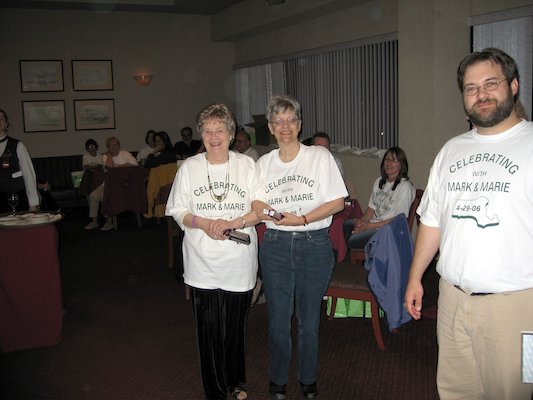 Moms and Juj (04-28-2006 22:00)