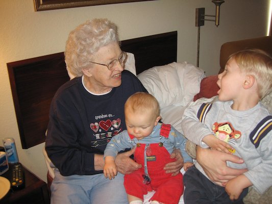 Great-grandma, Cole and Tim (04-29-2006 12:36)