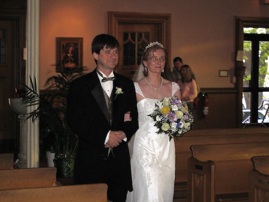 Marie and Barry processing (04-29-2006 19:15)