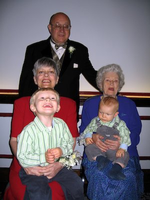 Tim, Karen, Tony, Great-grandma and Cole (04-29-2006 21:08)