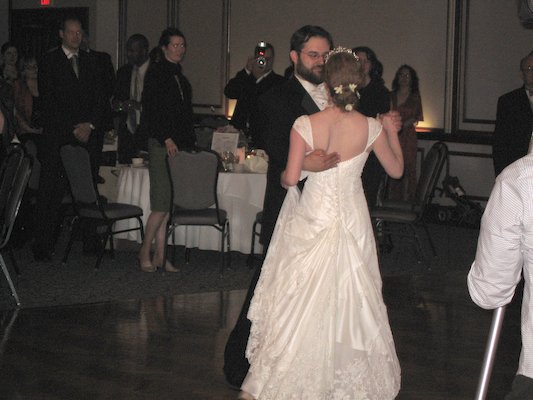 Marie and Juj first dance (04-29-2006 21:52)