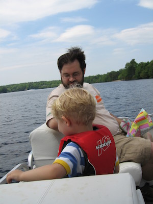 Tim and Juj on the boat (05-29-2006 20:38)