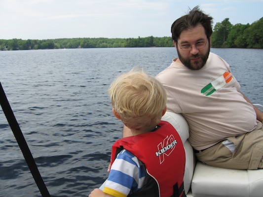 Tim and Juj on the boat (05-29-2006 20:38)
