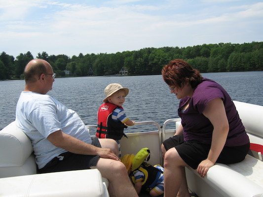 Tony, Tim and Xine on the boat (05-29-2006 20:38)