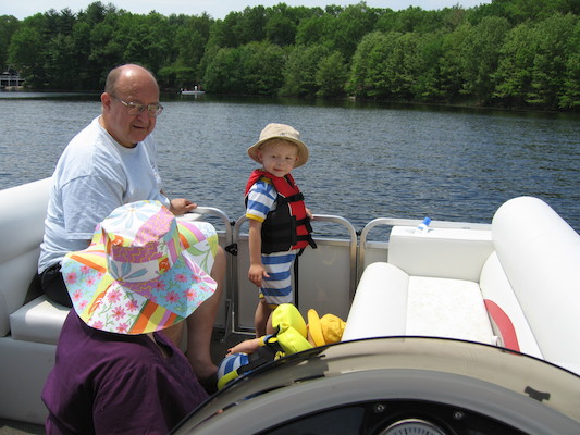 Tony, Tim, Xine and Cole on the boat (05-29-2006 20:38)
