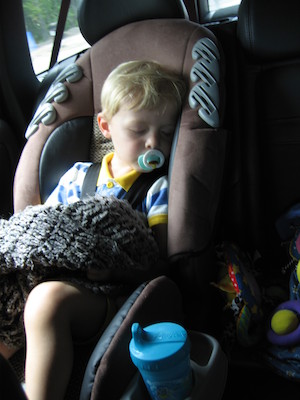 Tim Sleeping (05-29-2006 20:38)