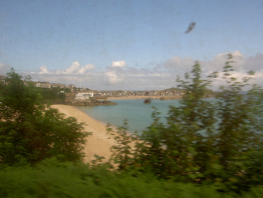View of St. Ives from the train (07-07-2006 05:14)
