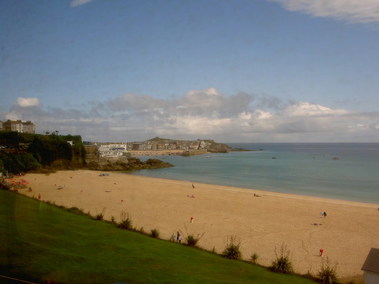 View of St. Ives from the train (07-07-2006 05:14)
