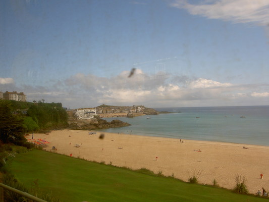 View of St. Ives from the train (07-07-2006 05:14)