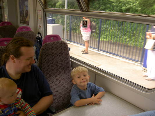 Cole, Ben and Tim on the train (07-07-2006 05:15)