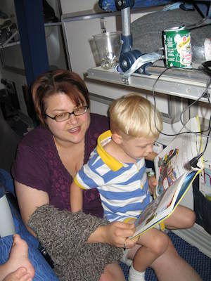 Xine and Tim on the plane (07-01-2006 18:10:56 BST)