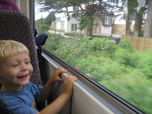 Tim riding the train to St. ives (07-07-2006 11:18:51 BST)