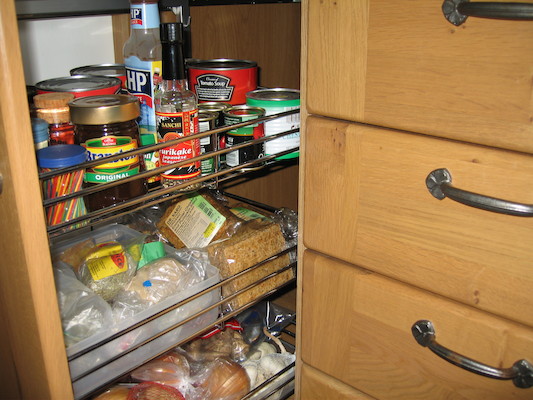 Rolley storage (07-10-2006 10:05:53 BST)