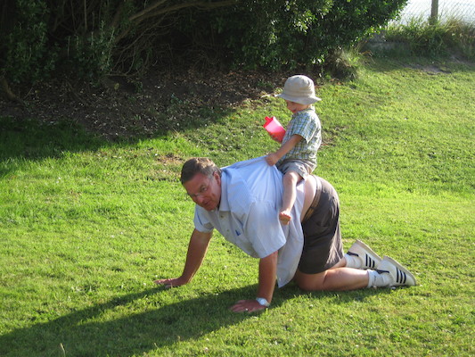 Tim riding John (07-15-2006 20:18:15 BST)