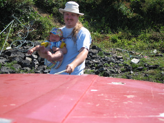 Ben and Cole holding the boat (07-18-2006 11:44:32 BST)