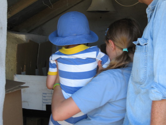 Tim and Lydia looking at the chicks (07-18-2006 13:10:17 BST)