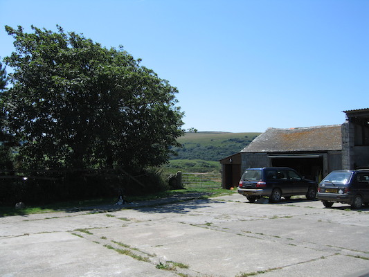 The farm (07-18-2006 13:41:44 BST)