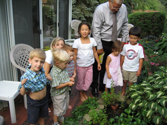 Noah, Tim, Tate, Amy, Laura. ron, kristen, eric (08-06-2006 19:27)