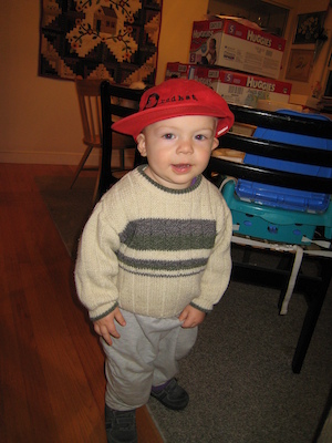 Cole wearing the red hat (12-05-2006 17:51)