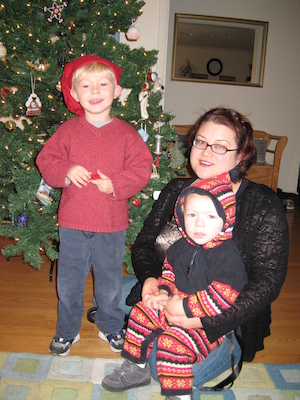 Tomten Tim, Cole and Mommy (12-16-2006 15:04)