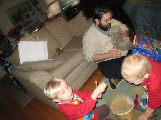 Tim, Juj and Cole (12-31-2006 15:22)