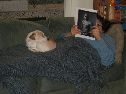 Emily napping on Xine (01-30-2007 20:41)