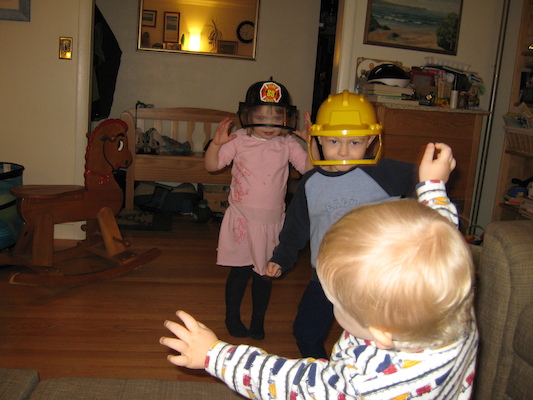 Firefighters Emma and Tim astound Cole (02-04-2007 17:15)