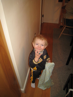 Cole laughing (02-11-2007 18:30)