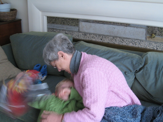 Tim "kissing" Nia (03-02-2007 12:10)