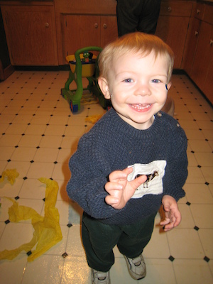 Be-stickered Cole (03-15-2007 17:09)