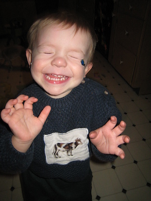 Be-stickered Cole (03-15-2007 17:09)