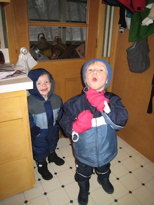 Tim and Cole are ready for the snow (03-16-2007 18:07)