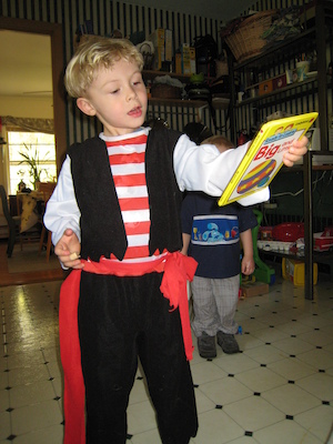 For he is a pirate Tim (05-09-2007 12:11)