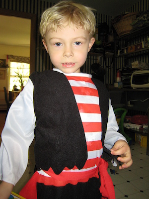 For he is a pirate Tim (05-09-2007 12:12)