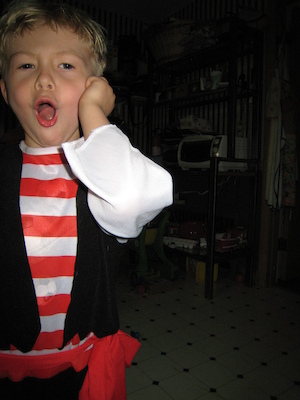 For he is a pirate Tim (05-09-2007 12:12)