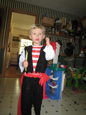 For he is a pirate Tim (05-09-2007 12:12)